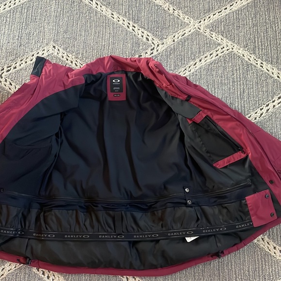 Oakley ski jacket - Picture 3 of 5